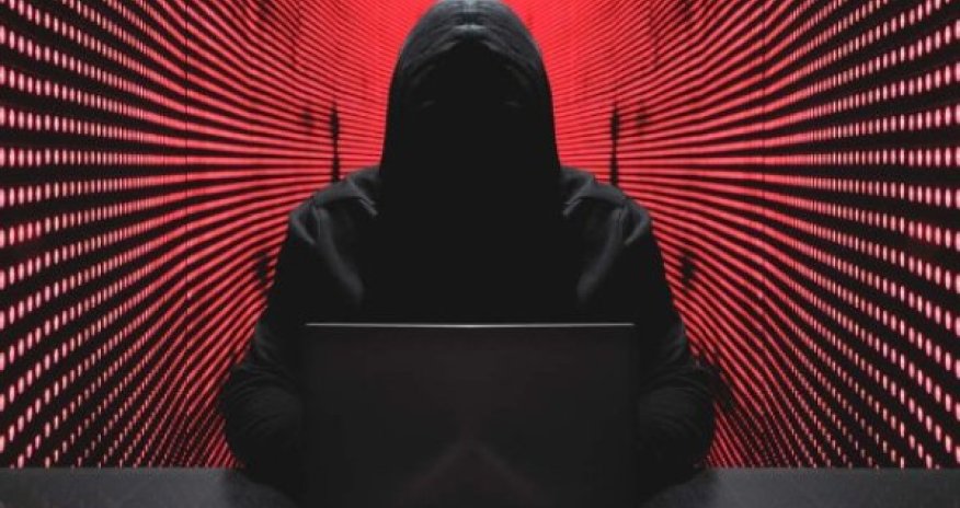 İran parlamentinin saytı dağıdıldı