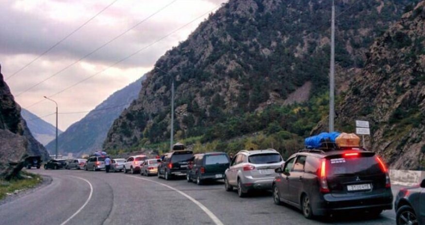 Gürcüstana gələn  Rusiya vətəndaşlarının sayı 40-45% artıb