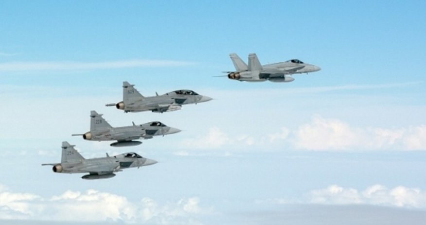 Finlandiya və İsveç Hərbi Hava qüvvələri birgə təlim keçirir