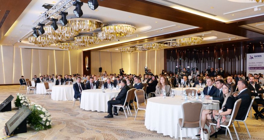 Bakıda kibertəhlükəsizlik mövzusunda sammit keçirilib