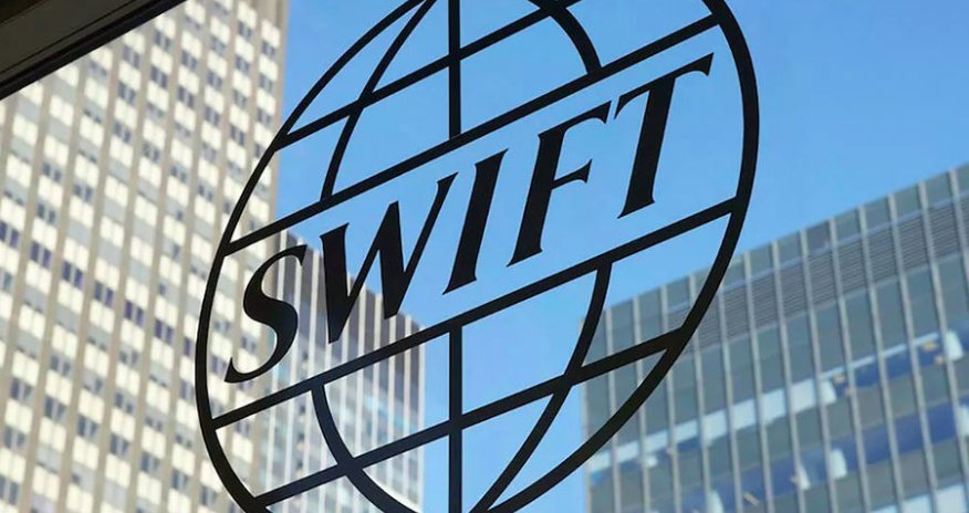 Ukrayna Aİ-ni Rusiya və Belarusdakı bütün bankları SWIFT-dən ayırmağa çağırıblar