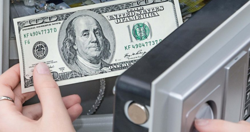 Госдолг США впервые в истории превысил 31 триллион долларов