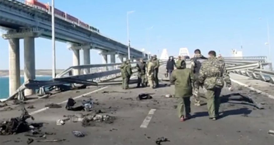 Krım körpüsündəki partlayışı kim təşkil edib?