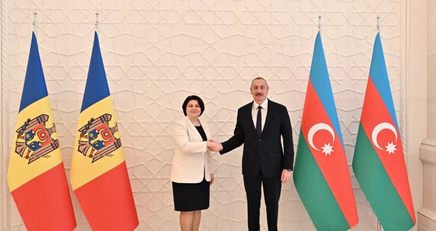 Azərbaycan Prezidentinin Moldovanın Baş naziri ilə təkbətək görüşü olub