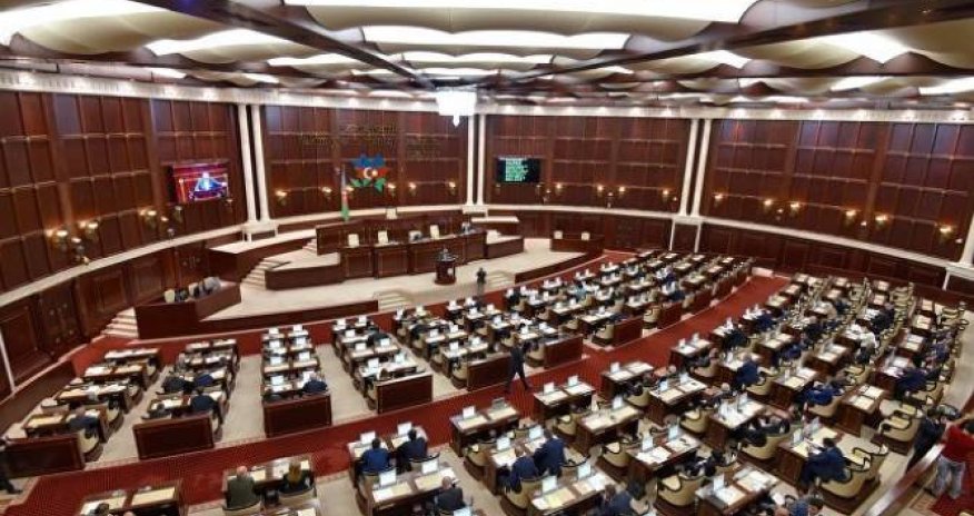 İCİEC-nin təsis müqaviləsi bir oxunuşda qəbul edildi