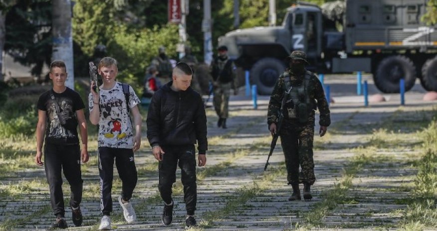 Xersona giriş qadağan olundu