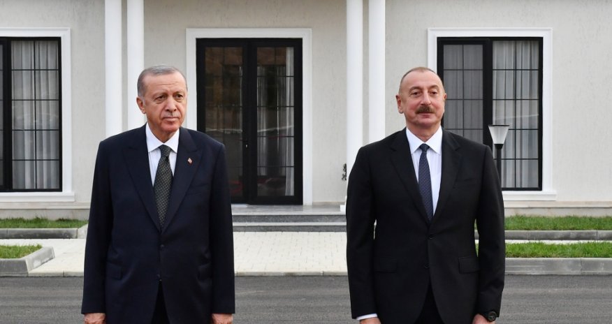 Prezidentlər mətbuata bəyanatla çıxış edir - VİDEO