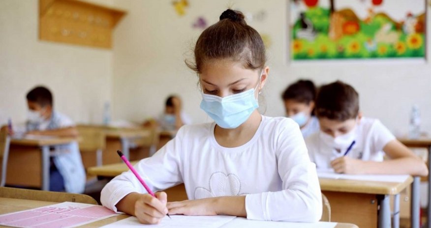 Qazaxıstanda məktəblər yenidən məcburi maska rejiminə keçir