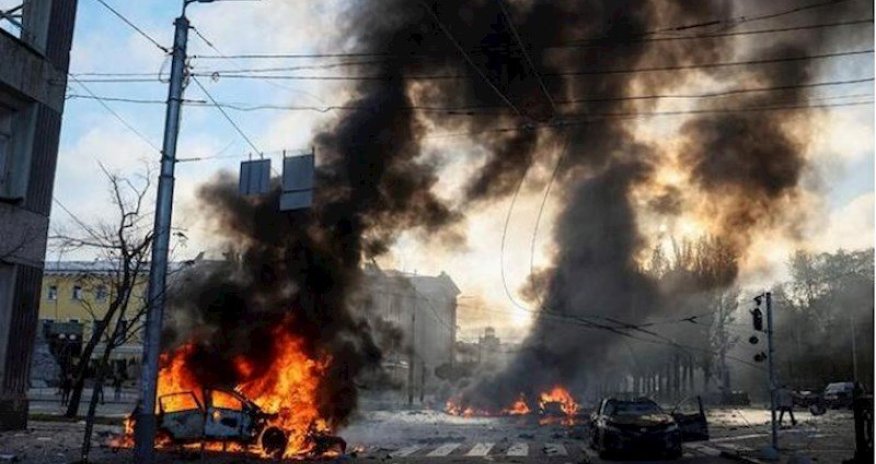 Xarkova raket atıldı - Yaralılar var