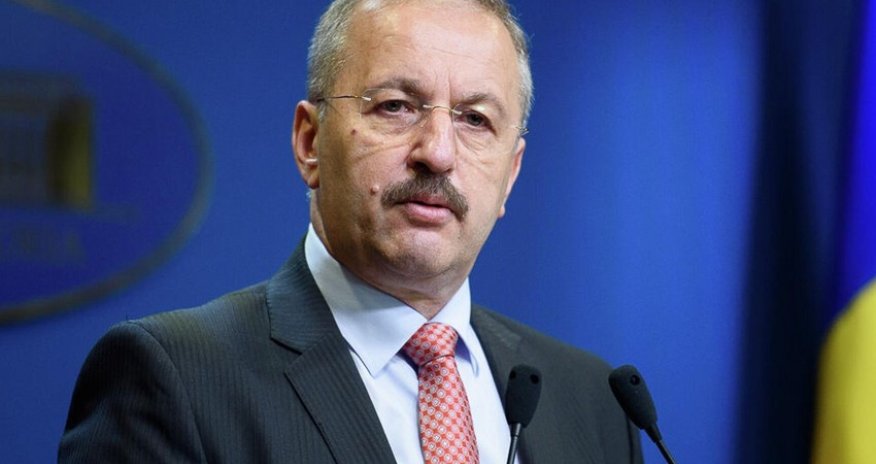 Rumıniyanın müdafiə naziri istefa verib