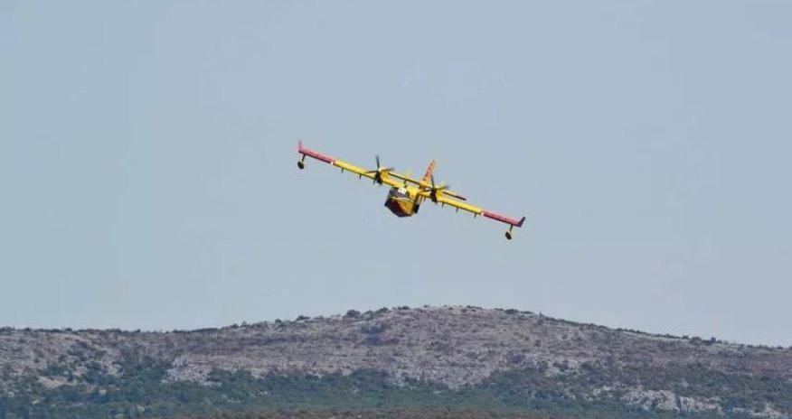 İtaliyada yanğınsöndürən təyyarəyə qəza etdi - Ölənlər var