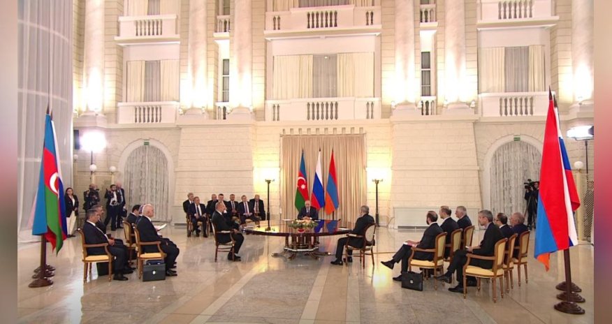 Azərbaycan, Rusiya və Ermənistan liderlərinin üçtərəfli görüşü başladı -YENİLƏNDİ