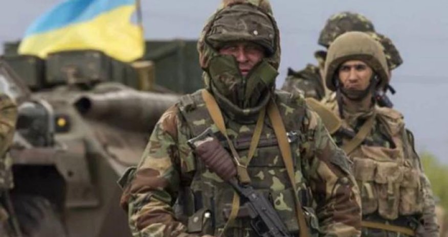 Britaniya Ukrayna ordusuna 195 min qış geyimi bağışlayıb