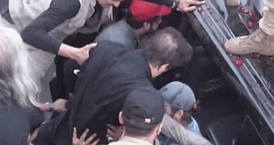 İmran Xana qarşı sui-qəsd cəhdi - Yaralılar var