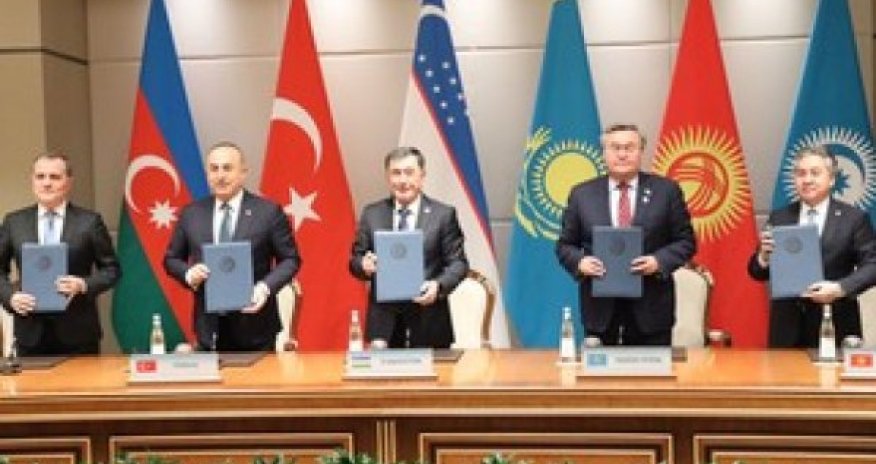 XİN rəhbərləri mühüm sənədlər İMZALADILAR