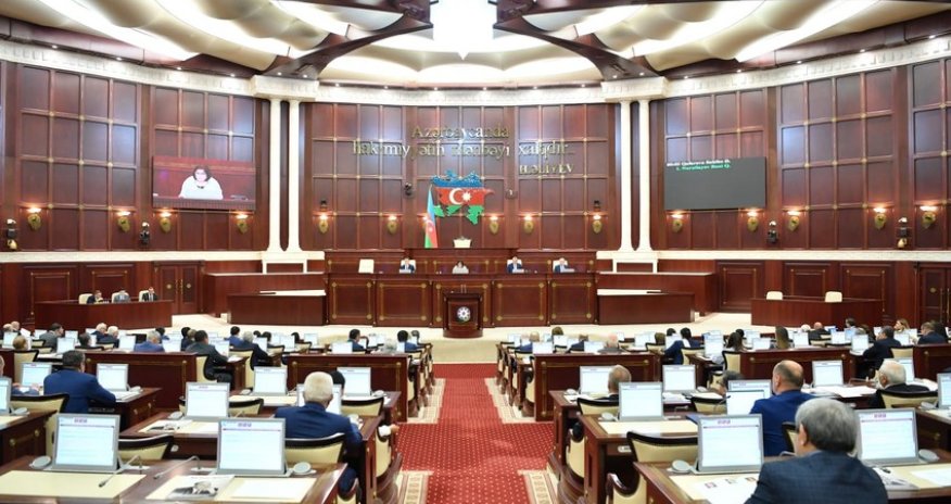 Милли Меджлис подготовит заявление в связи с принятой Сенатом Франции резолюцией