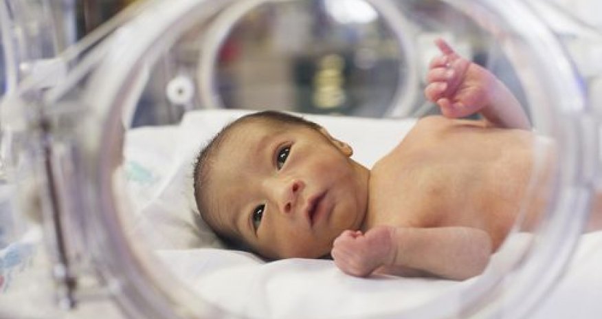 Hər il 15 milyona yaxın uşaq vaxtından əvvəl doğulur