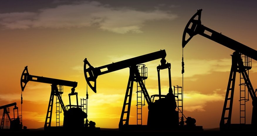 Цена нефти марки Brent замедлила падение до 1%