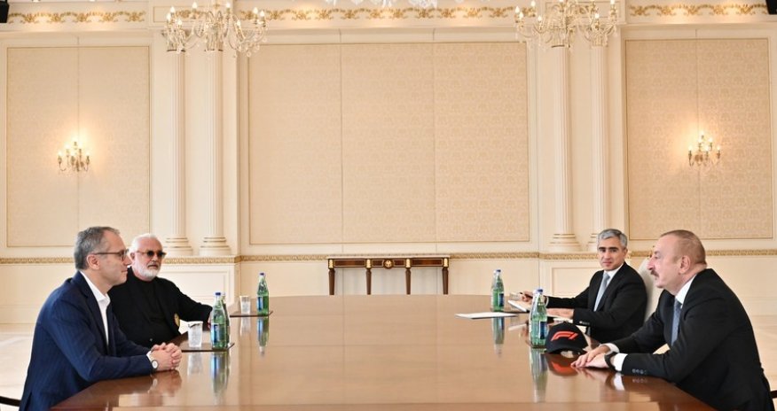 İlham Əliyev Formula 1 Qrupunun idarə heyətinin sədrini qəbul etdi