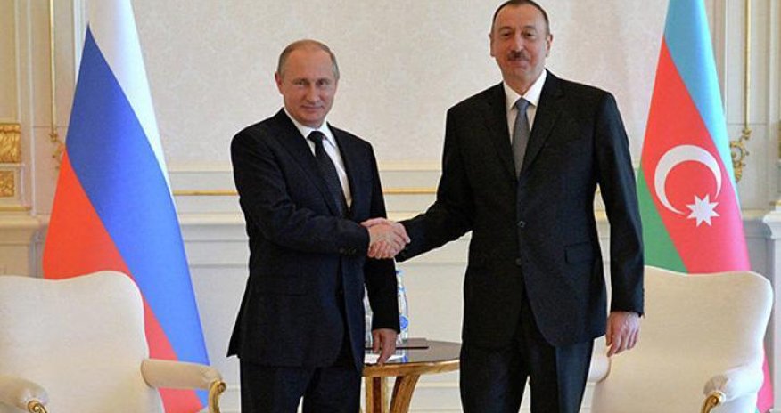 Əliyev və Putin arasında telefon danışığı olub