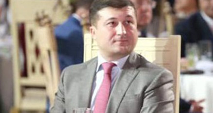 Prezidentin yeni köməkçisi kimdir? - Dosye