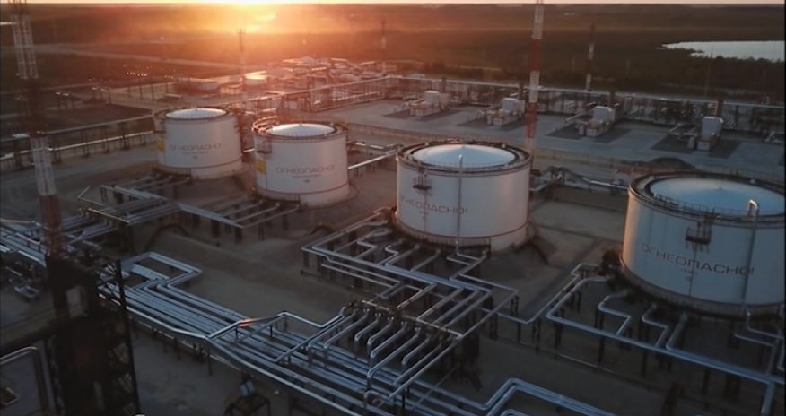 Rusiya neftinə qiymət məhdudiyyəti ağır nəticələrə gətirəcək - Putin