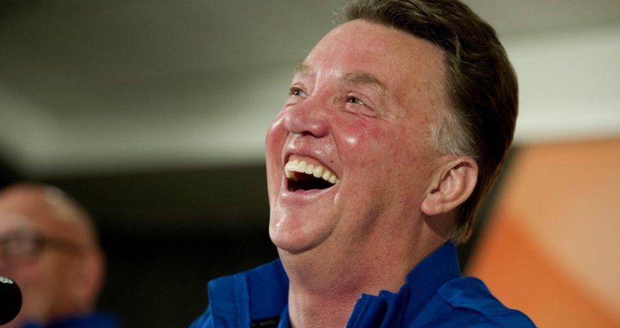 DÇ-2022: Lui van Qal italiyalı baş məşqçinin rekordunu təkrarlayıb