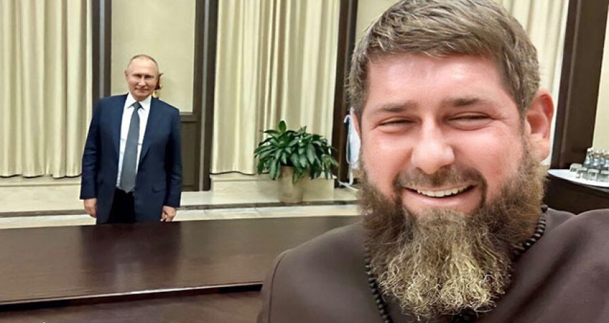 Kadırov Putinlə selfi çəkdirdi