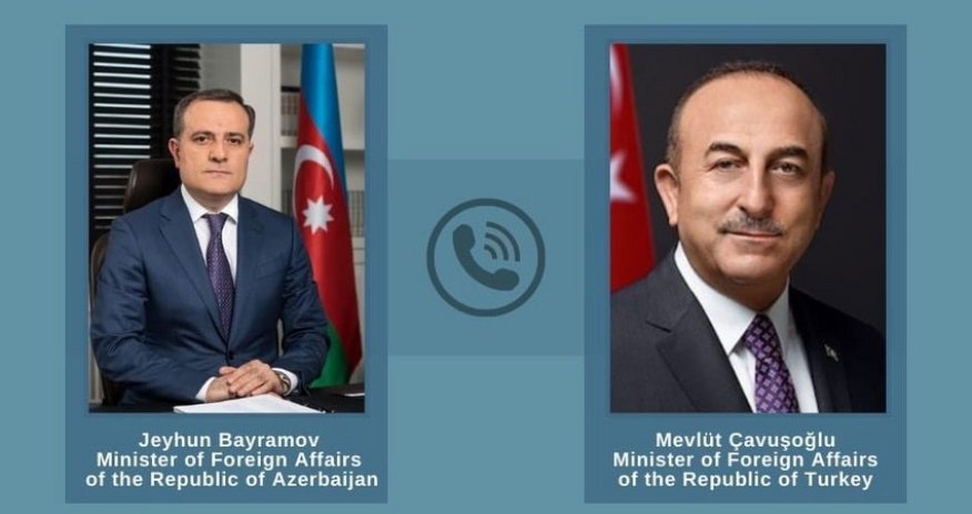 Главы МИД Азербайджана и Турции переговорили по телефону