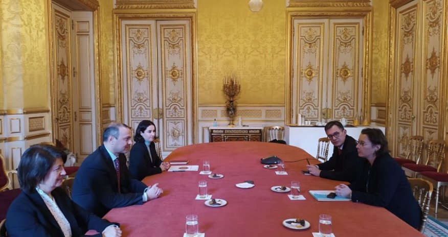 Armenian Security Council secretary discusses South Caucasus with French officials