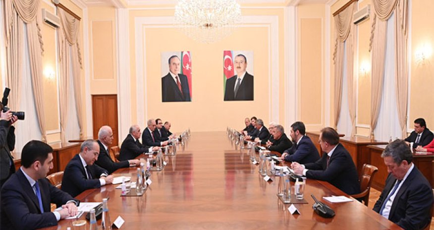 Əli Əsədov Tatarıstan Prezidenti ilə görüşdü