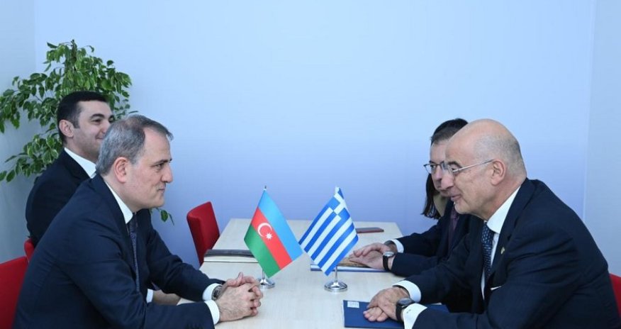 Azerbaijani Foreign Minister Bayramov discusses energy cooperation with Greek counterpart
