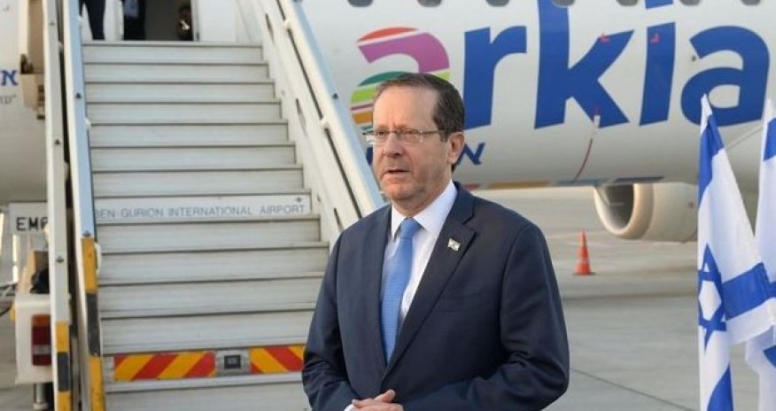 İsrail prezidenti Bəhreynə ilk rəsmi səfər edib