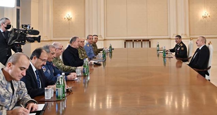 Prezident Hulusi Akarı qəbul etdi