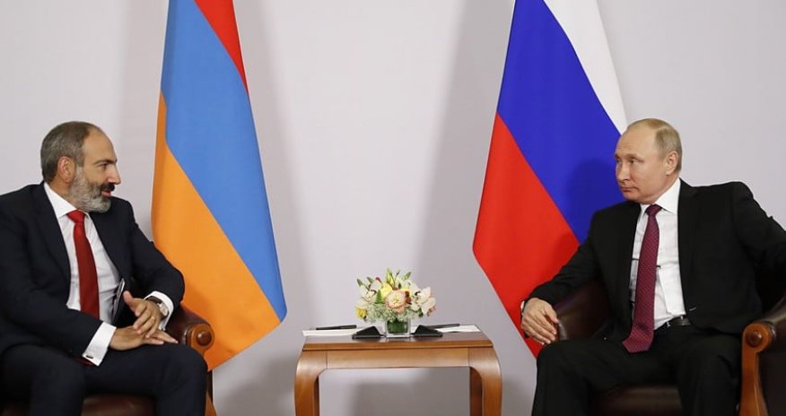 Putin, Pashinyan mull implementation of tripartite agreements