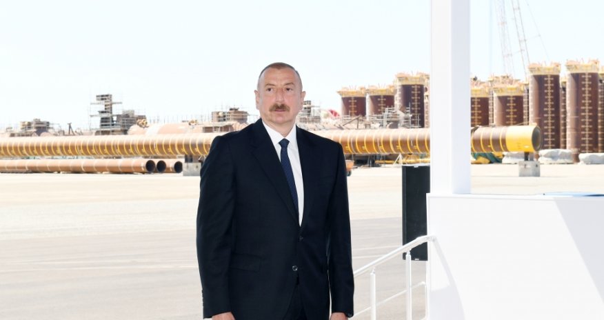 Prezident “Azəri-Mərkəzi-Şərqi” platformasında iştirak edib