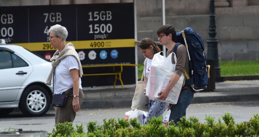 2022-ci ildə Ermənistana gələn turistlərin sayı 1,7 milyona çata bilər