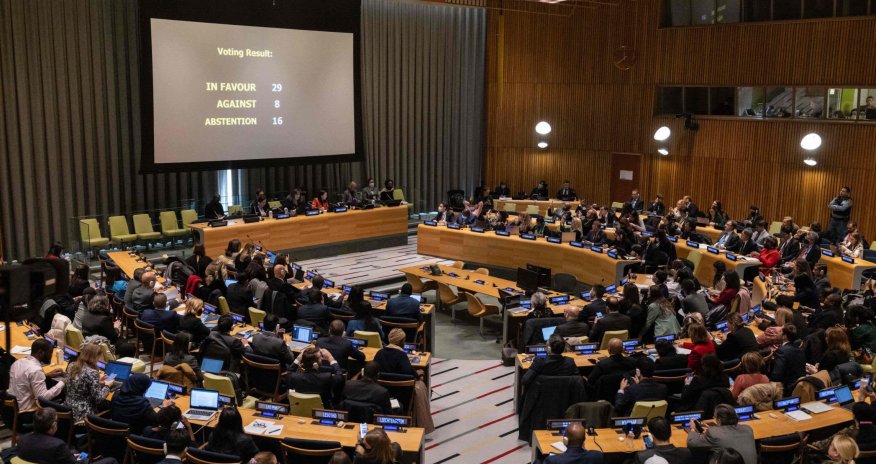 İran BMT-nin Qadın kommisiyasından çıxarılıb