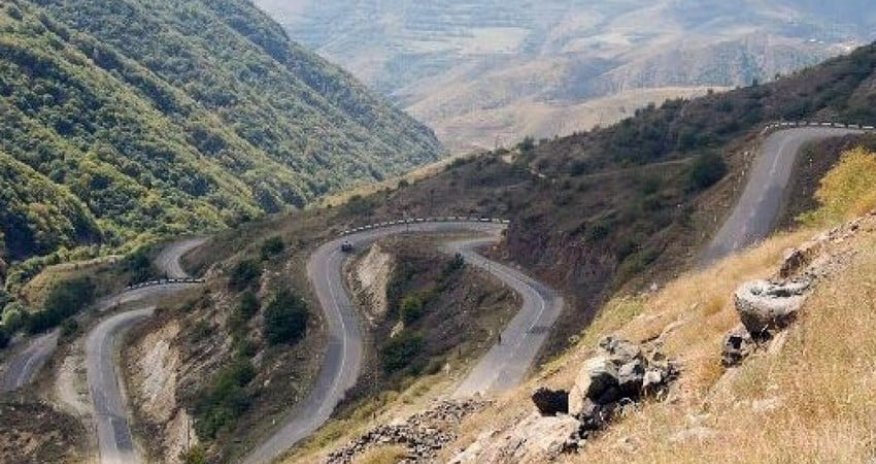 Azerbaijani MP proposes to establish customs and border posts on Khankandi road