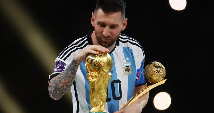 ФИФА удалила пост, в котором назвала Месси величайшим футболистом
