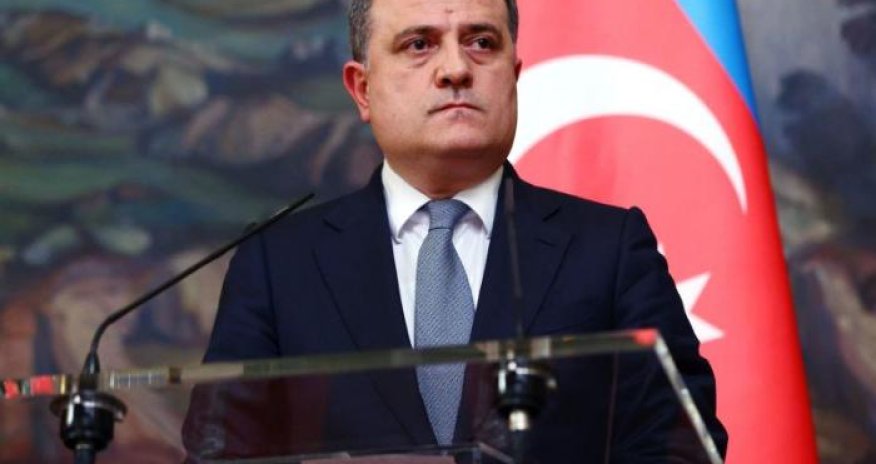 Ceyhun Bayramov Rusiyaya gedib