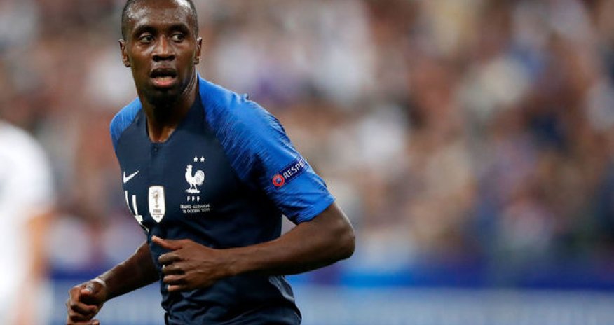 Чемпион мира в составе сборной Франции завершил карьеру