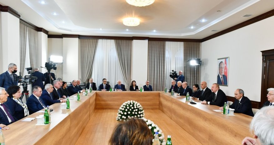 Azərbaycan Prezidenti: 