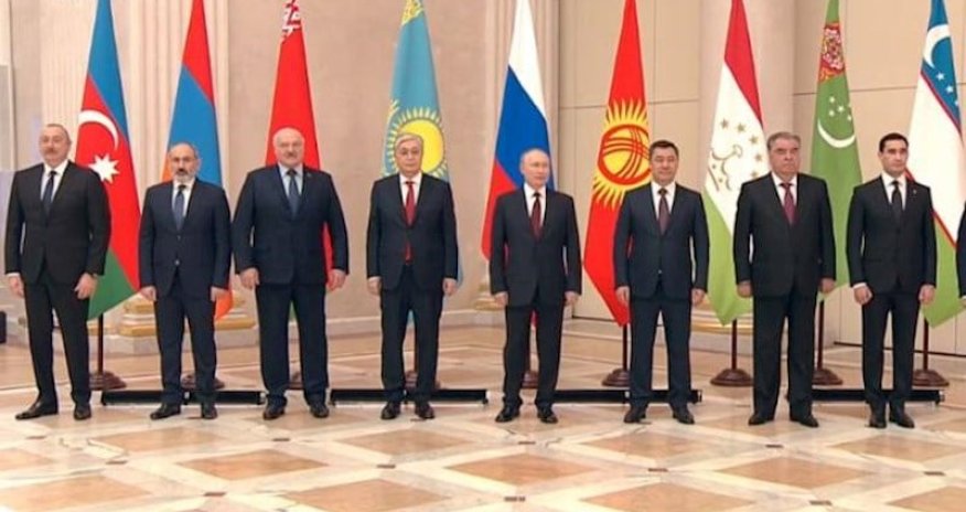 MDB ölkələrinin sammiti başladı