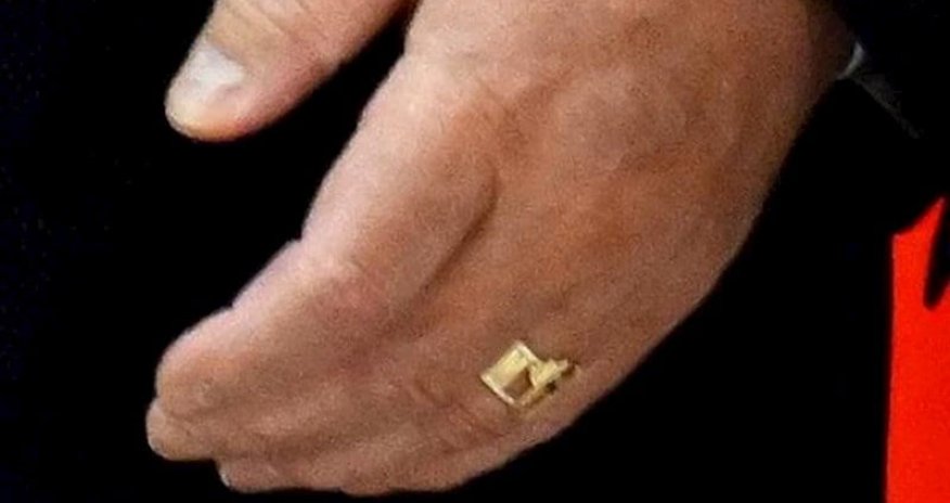 Putin prezidentlərə üzük hədiyyə etdi