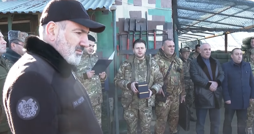 Paşinyan Azərbaycanla sərhədə gəldi