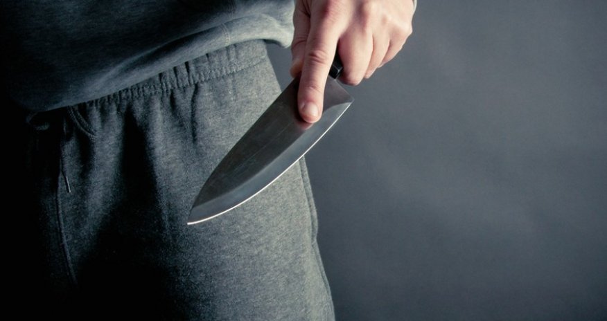 Almaniyada qaçqın yataqxanasında dava olub, Azərbaycan vətəndaşı bıçaqlanıb