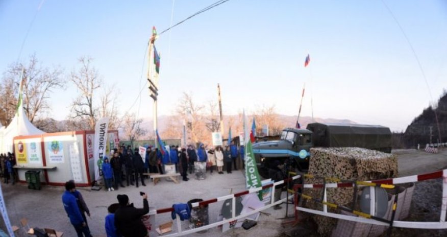 Laçın yolundan sülhmərmalılara məxsus daha 8 avtomobil keçib- YENİLƏNİB