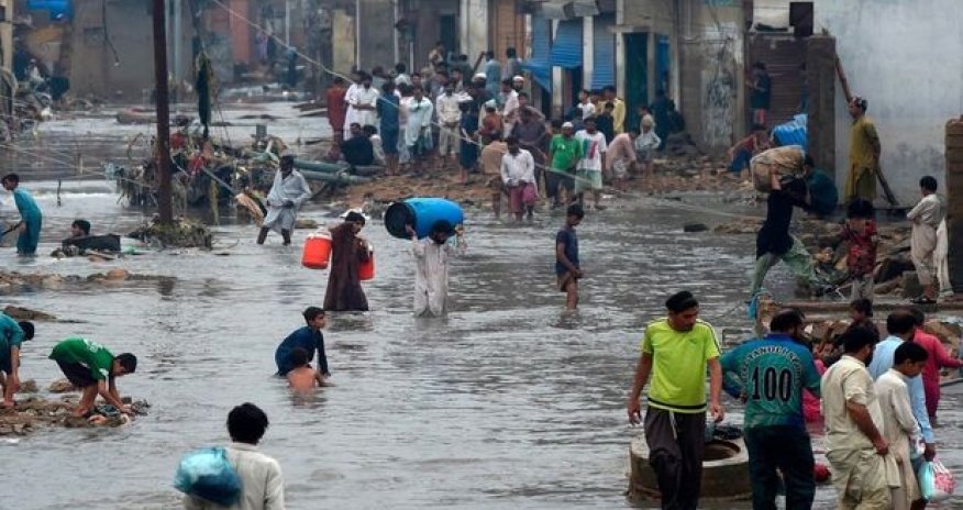 Pakistanda təbii fəlakət 15 min insanın ölümünə və yaralanmasına səbəb olub