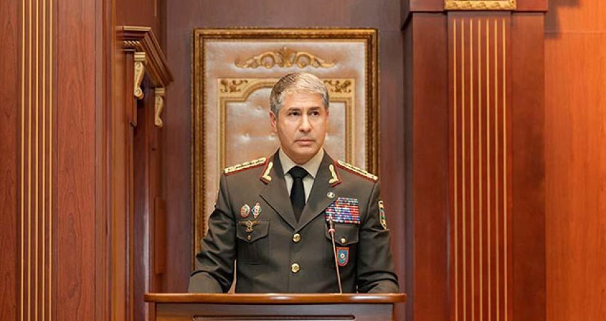 Vilayət Eyvazov polislərdən vətəndaşlara nəzakətli davranmağı tələb etdi